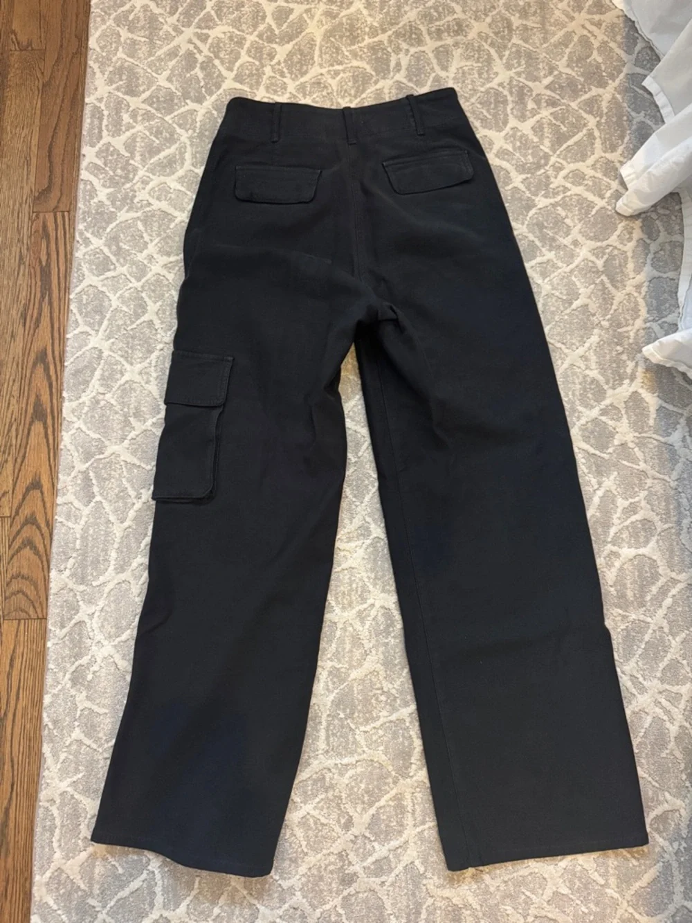 Wilfred Black Wide-Leg Cargo Pants - Picture 2 of 4